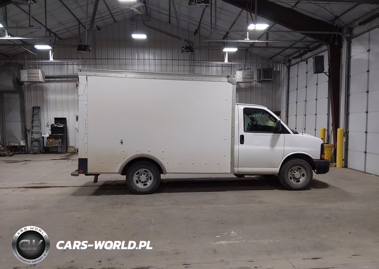 2016 Chevrolet Express Cutaway 3500 VIN:1GB0GRFF9G1277914 - 12