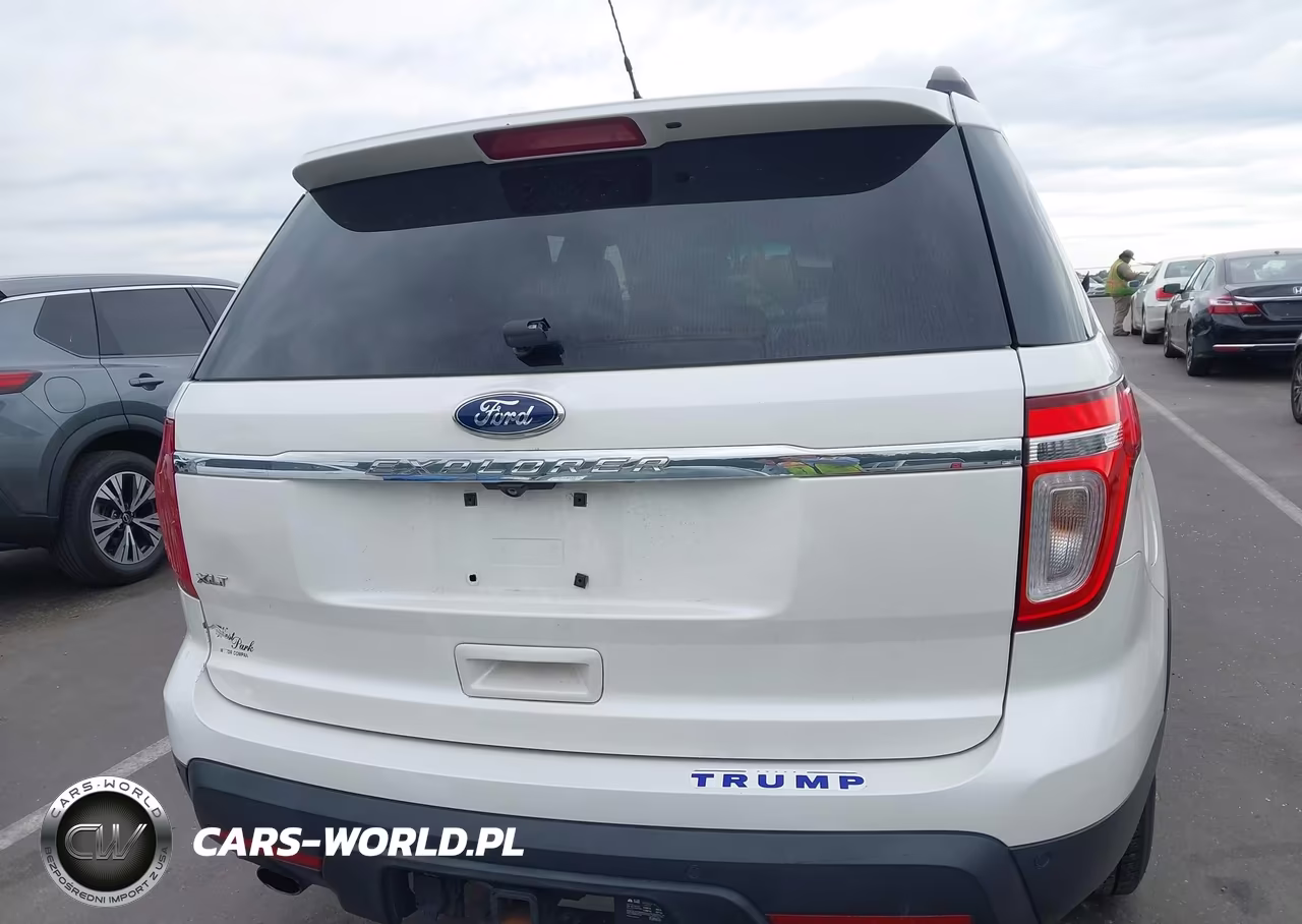 2012 Ford Explorer Xlt VIN:1FMHK7D87CGA15382 - 17