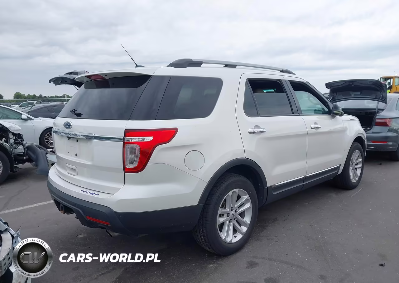 2012 Ford Explorer Xlt VIN:1FMHK7D87CGA15382 - 4