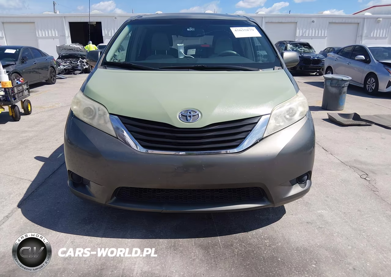 2012 Toyota Sienna Le V6 8 Passenger VIN:5TDKK3DC4CS251663 - 13