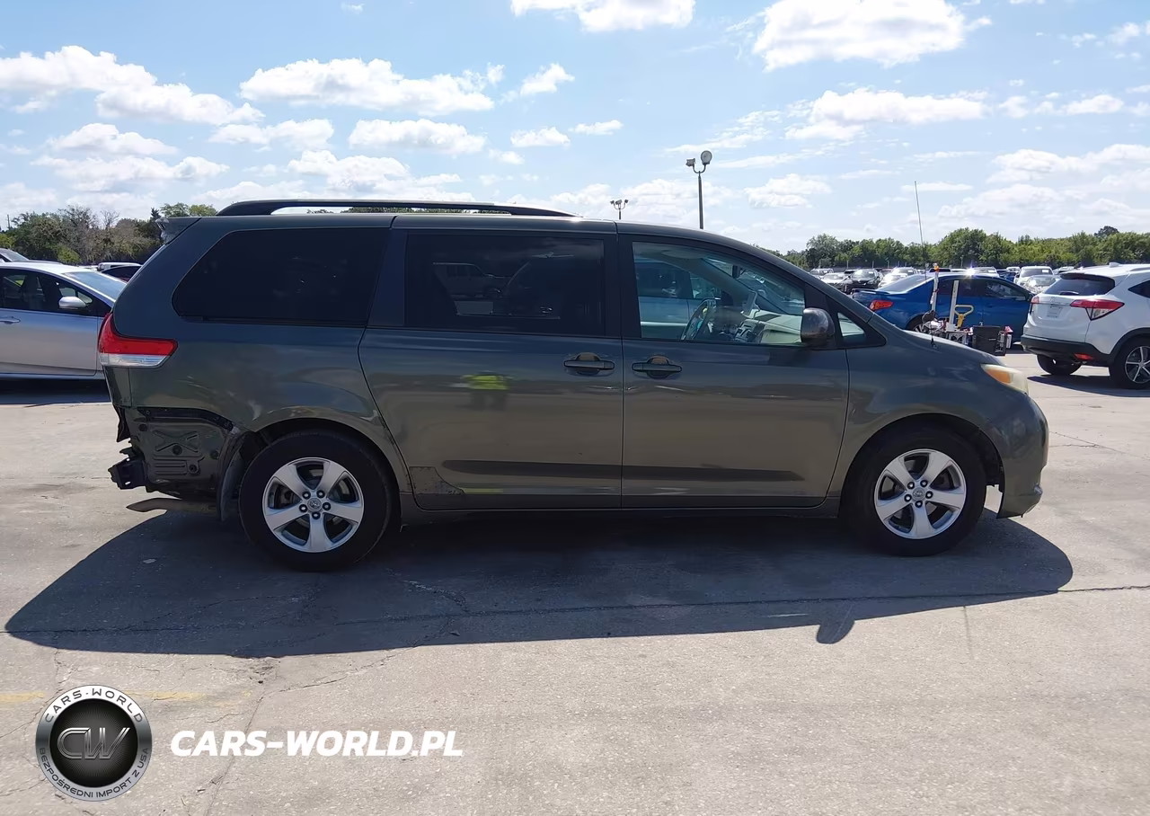 2012 Toyota Sienna Le V6 8 Passenger VIN:5TDKK3DC4CS251663 - 14