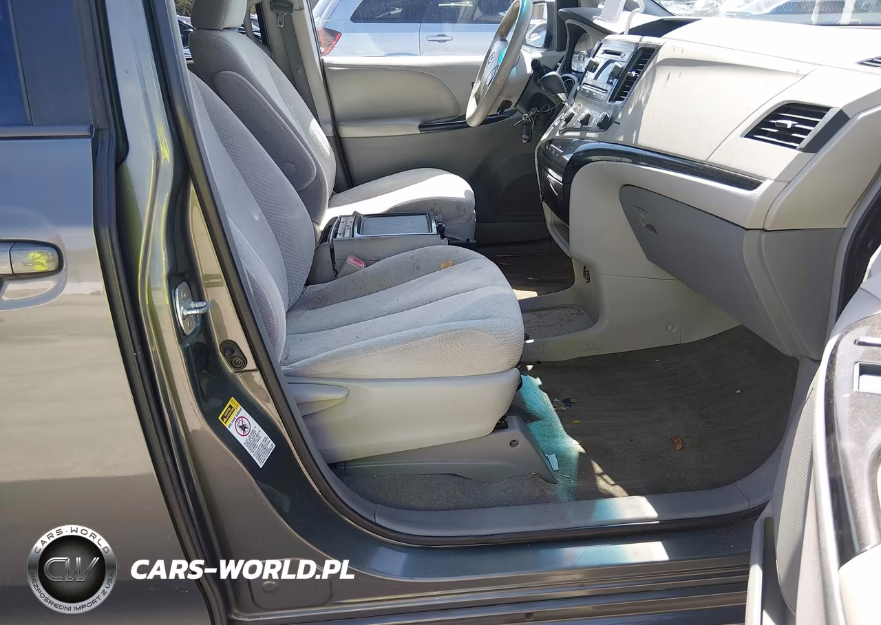 2012 Toyota Sienna Le V6 8 Passenger VIN:5TDKK3DC4CS251663 - 5