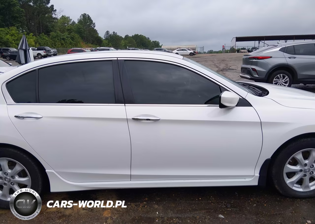 2016 Honda Accord Sport VIN:1HGCR2F50GA092038 - 14
