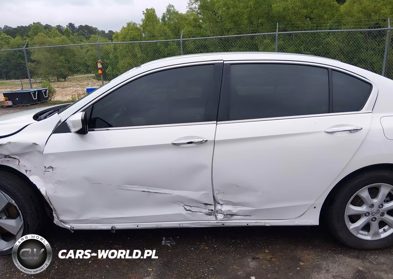 2016 Honda Accord Sport VIN:1HGCR2F50GA092038 - 15