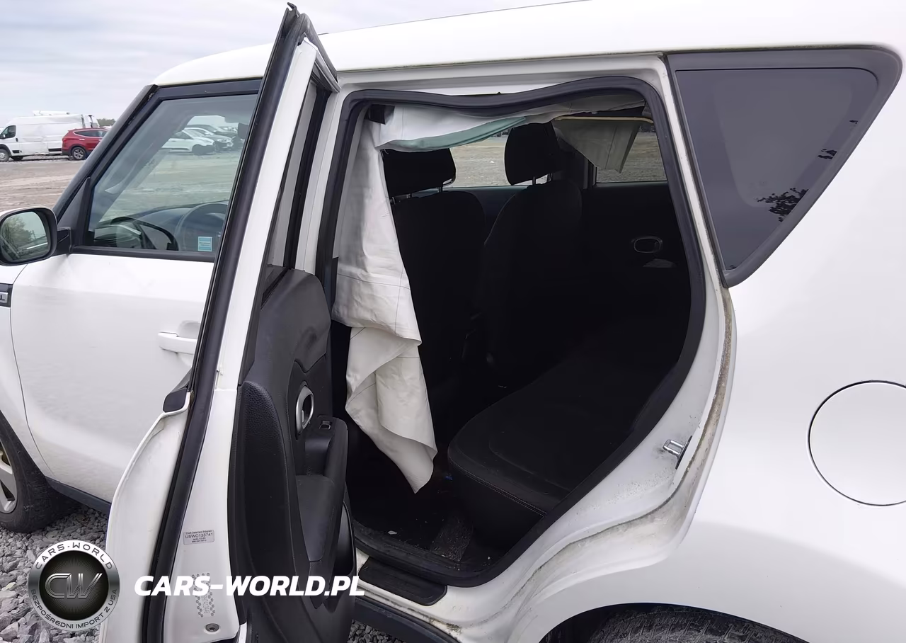2017 Kia Soul VIN:KNDJN2A28H7413448 - 8