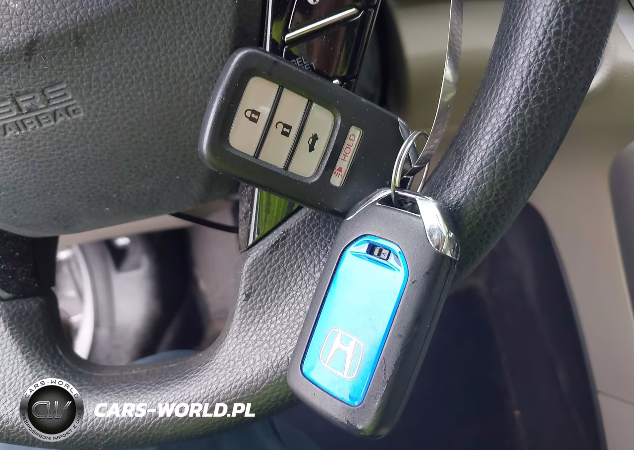 2015 Honda Accord Hybrid VIN:1HGCR6F3XFA000373 - 11