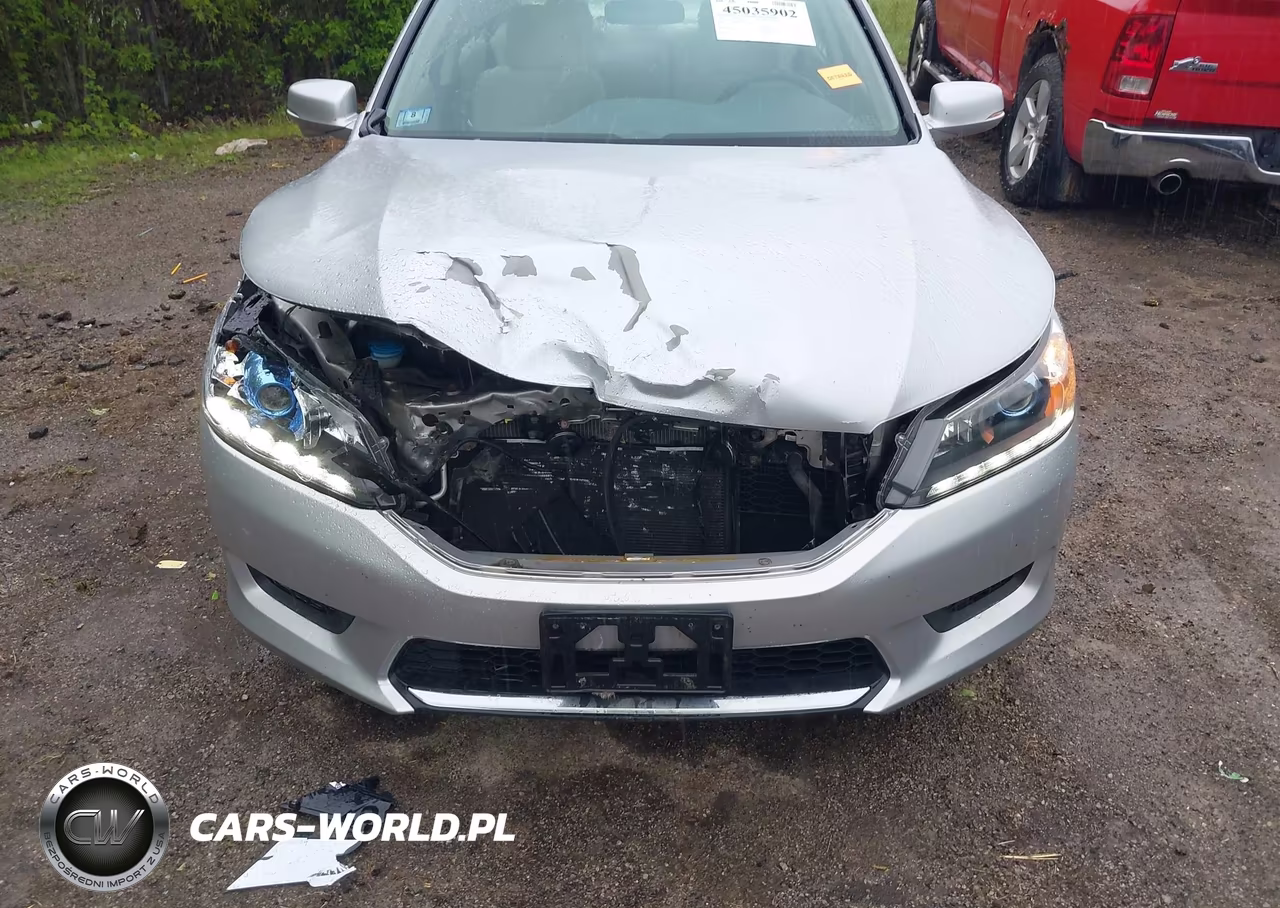 2015 Honda Accord Hybrid VIN:1HGCR6F3XFA000373 - 6