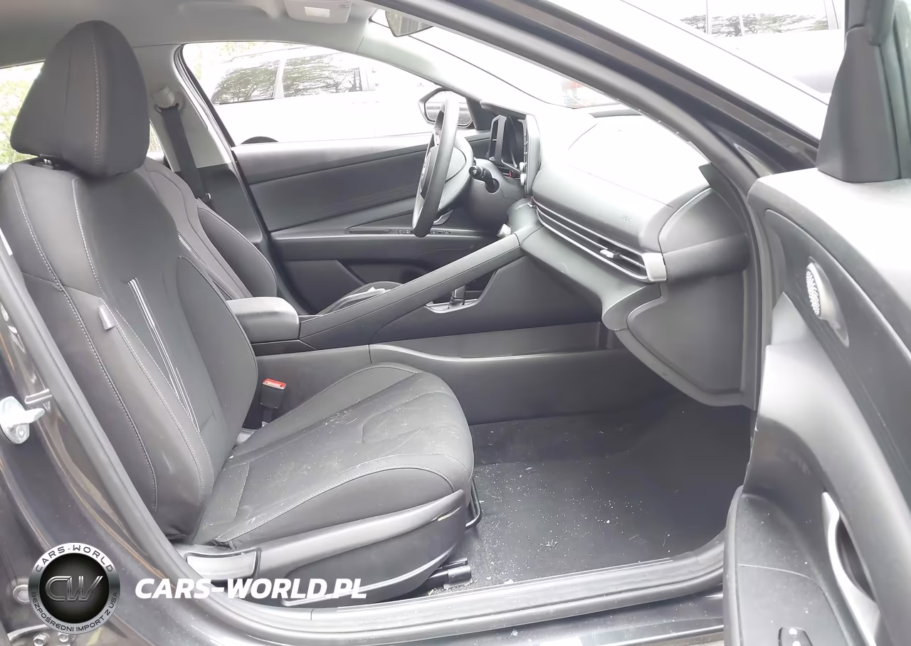 2022 Hyundai Elantra Sel VIN:5NPLM4AG1NH055989 - 5