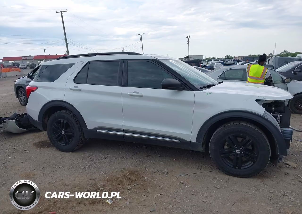 2021 Ford Explorer Xlt VIN:1FMSK8DH4MGC38962 - 14