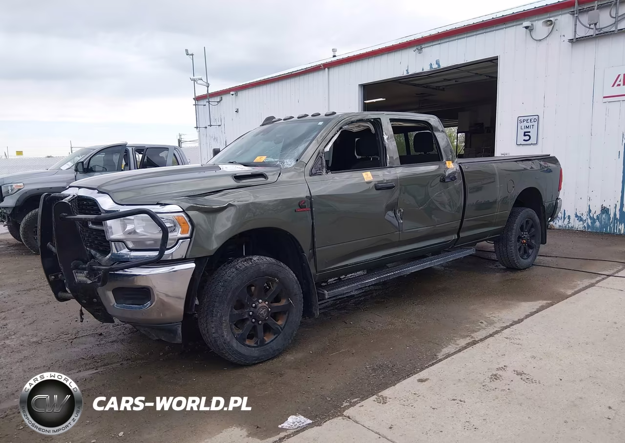 2022 Ram 2500 Tradesman 4X4 8' Box VIN:3C6UR5HL9NG118609 - 2