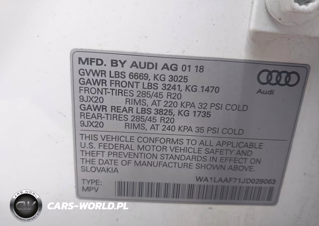 2018 Audi Q7 3.0T Premium VIN:WA1LAAF71JD029063 - 9