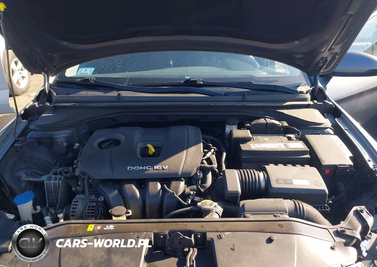 2018 Hyundai Elantra Sel VIN:5NPD84LF4JH285792 - 10