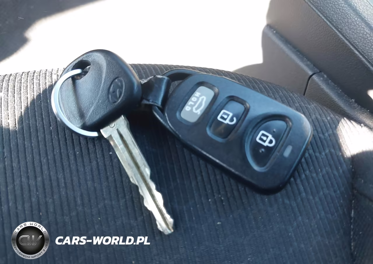 2018 Hyundai Elantra Sel VIN:5NPD84LF4JH285792 - 11