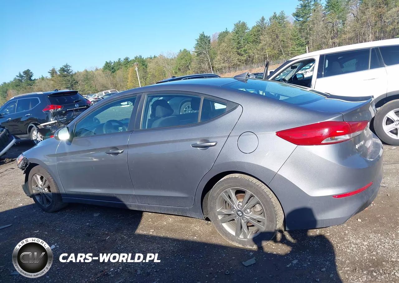 2018 Hyundai Elantra Sel VIN:5NPD84LF4JH285792 - 15