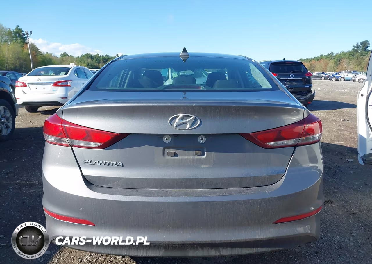 2018 Hyundai Elantra Sel VIN:5NPD84LF4JH285792 - 17
