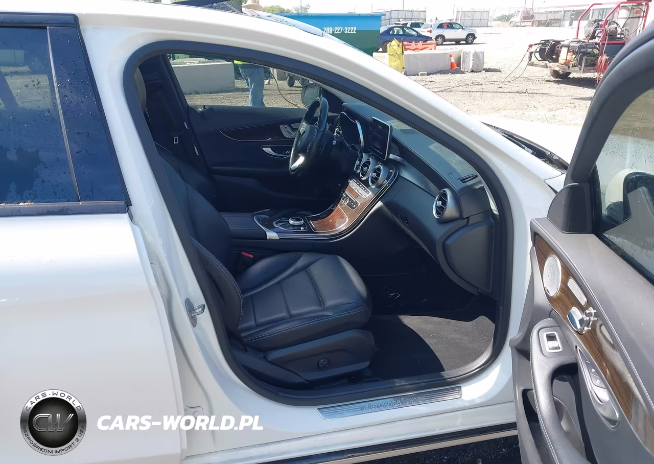 2017 Mercedes-Benz C 300 Luxury 4Matic VIN:55SWF4KB3HU208111 - 5