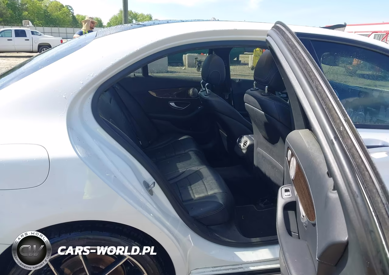 2017 Mercedes-Benz C 300 Luxury 4Matic VIN:55SWF4KB3HU208111 - 8