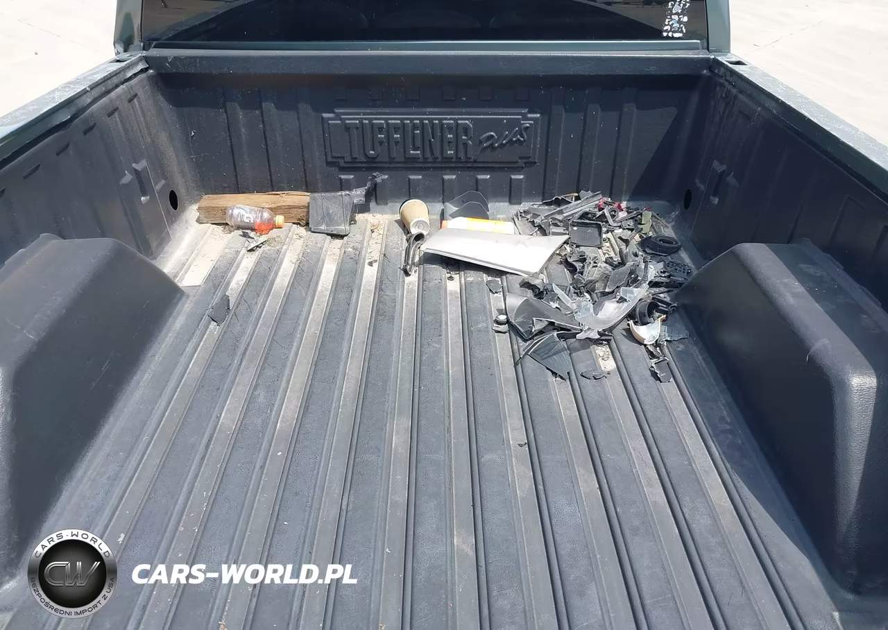 2000 Chevrolet Silverado 1500 VIN:1GCEC14W6YZ108258 - 17