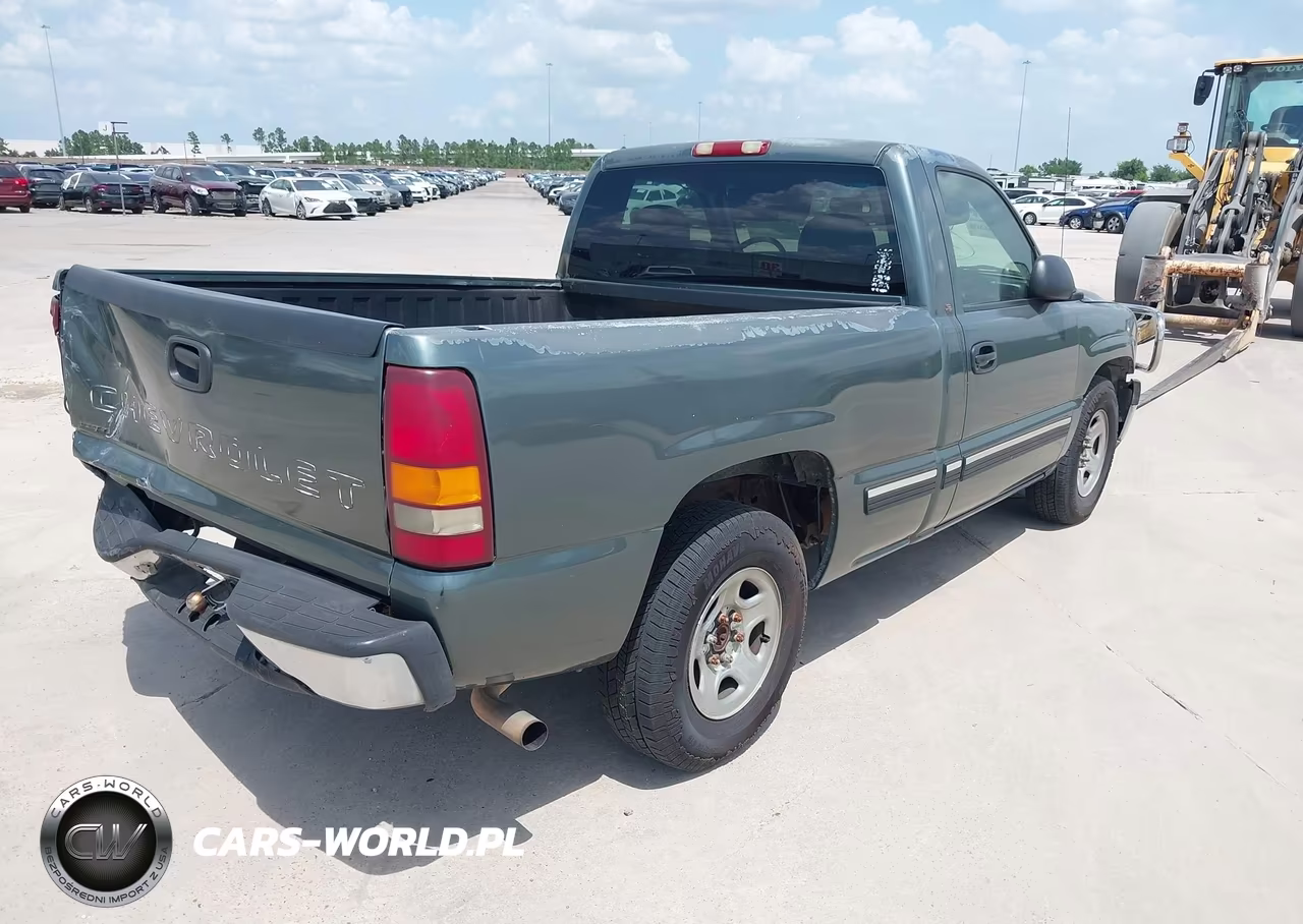2000 Chevrolet Silverado 1500 VIN:1GCEC14W6YZ108258 - 4