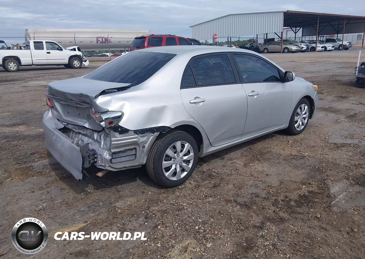 2012 Toyota Corolla Le VIN:5YFBU4EE4CP052167 - 4