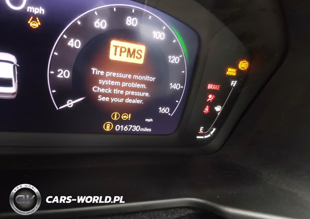 2024 Honda Accord Hybrid Touring VIN:1HGCY2F83RA080644 - 15