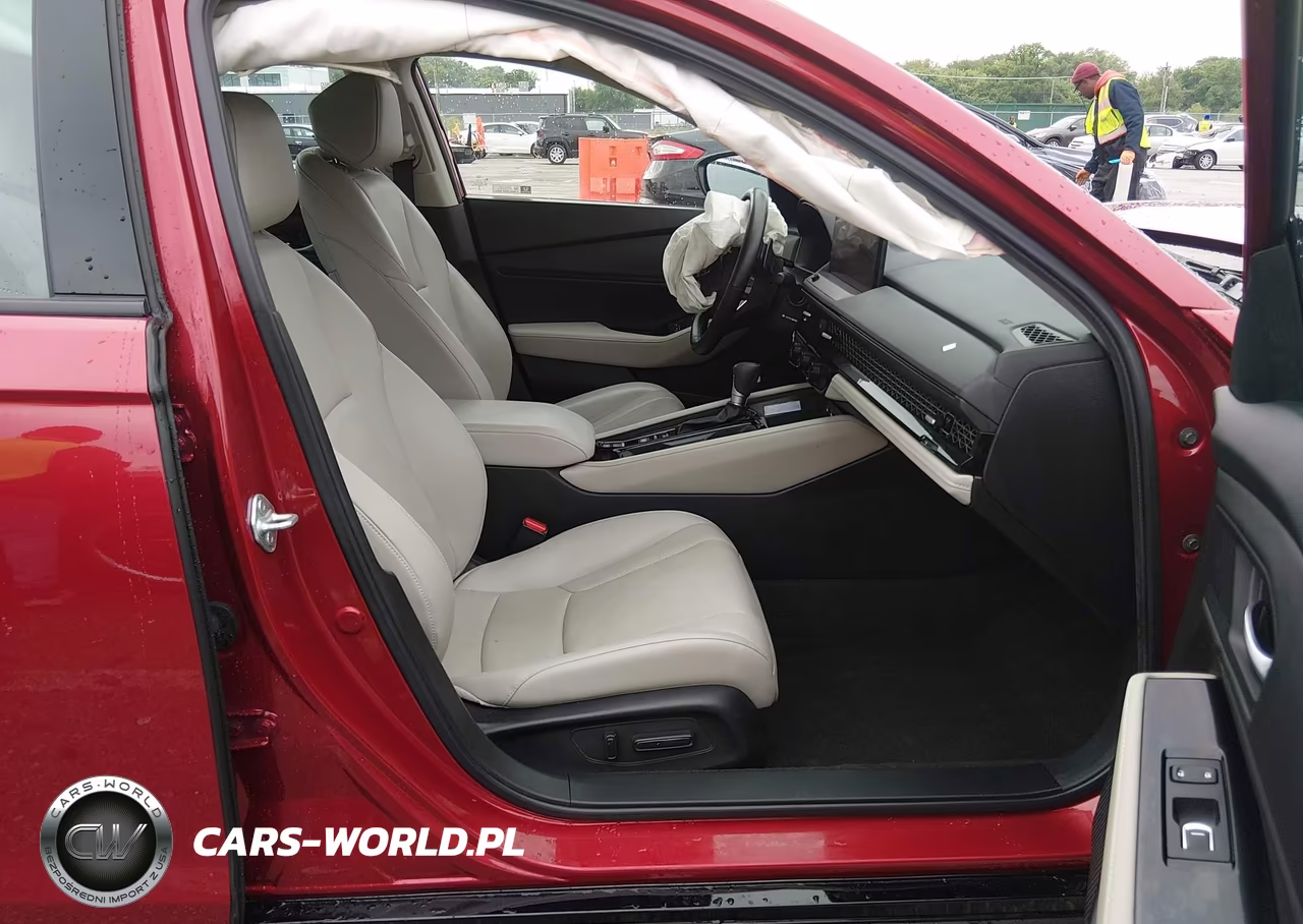 2024 Honda Accord Hybrid Touring VIN:1HGCY2F83RA080644 - 5