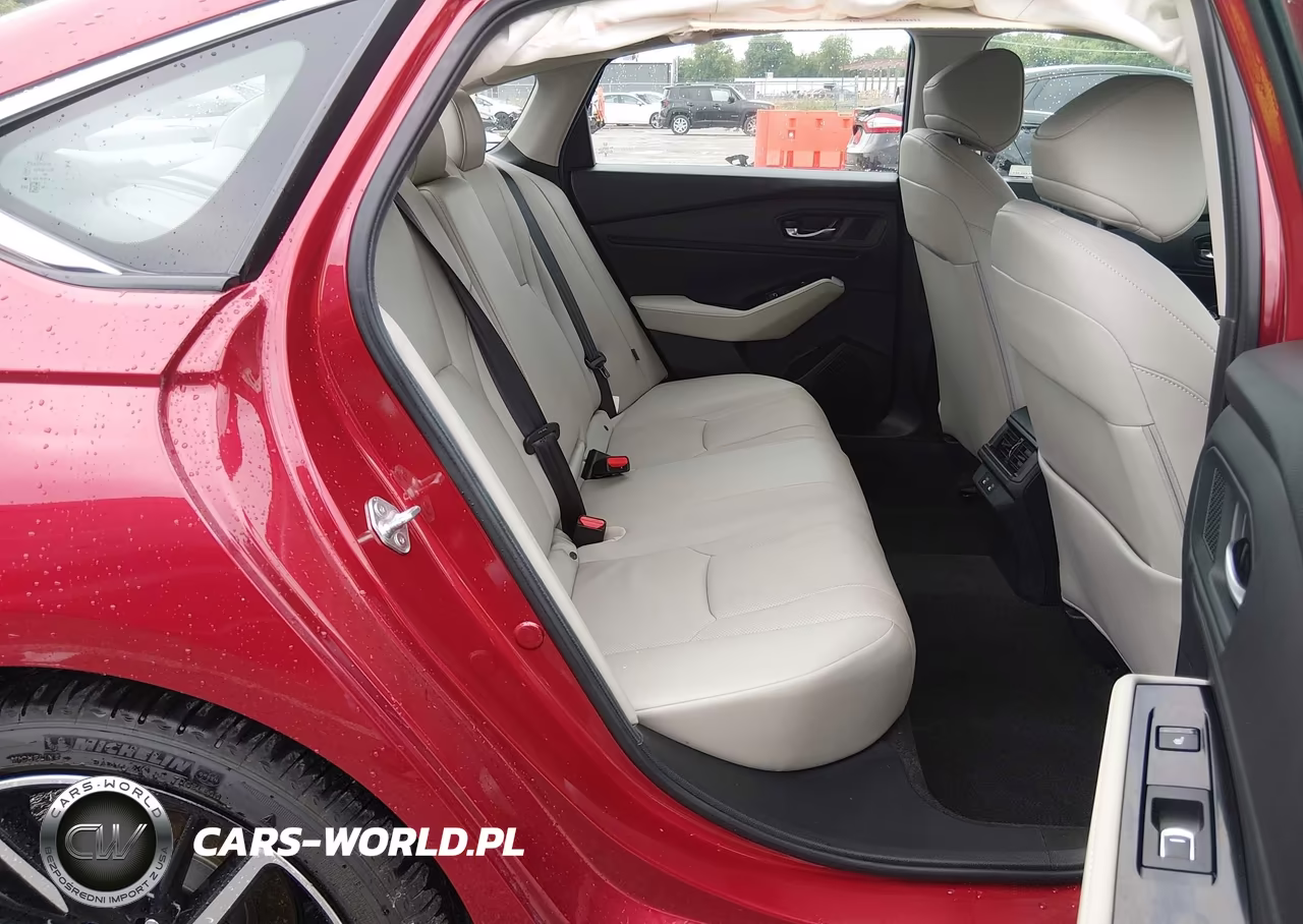 2024 Honda Accord Hybrid Touring VIN:1HGCY2F83RA080644 - 8
