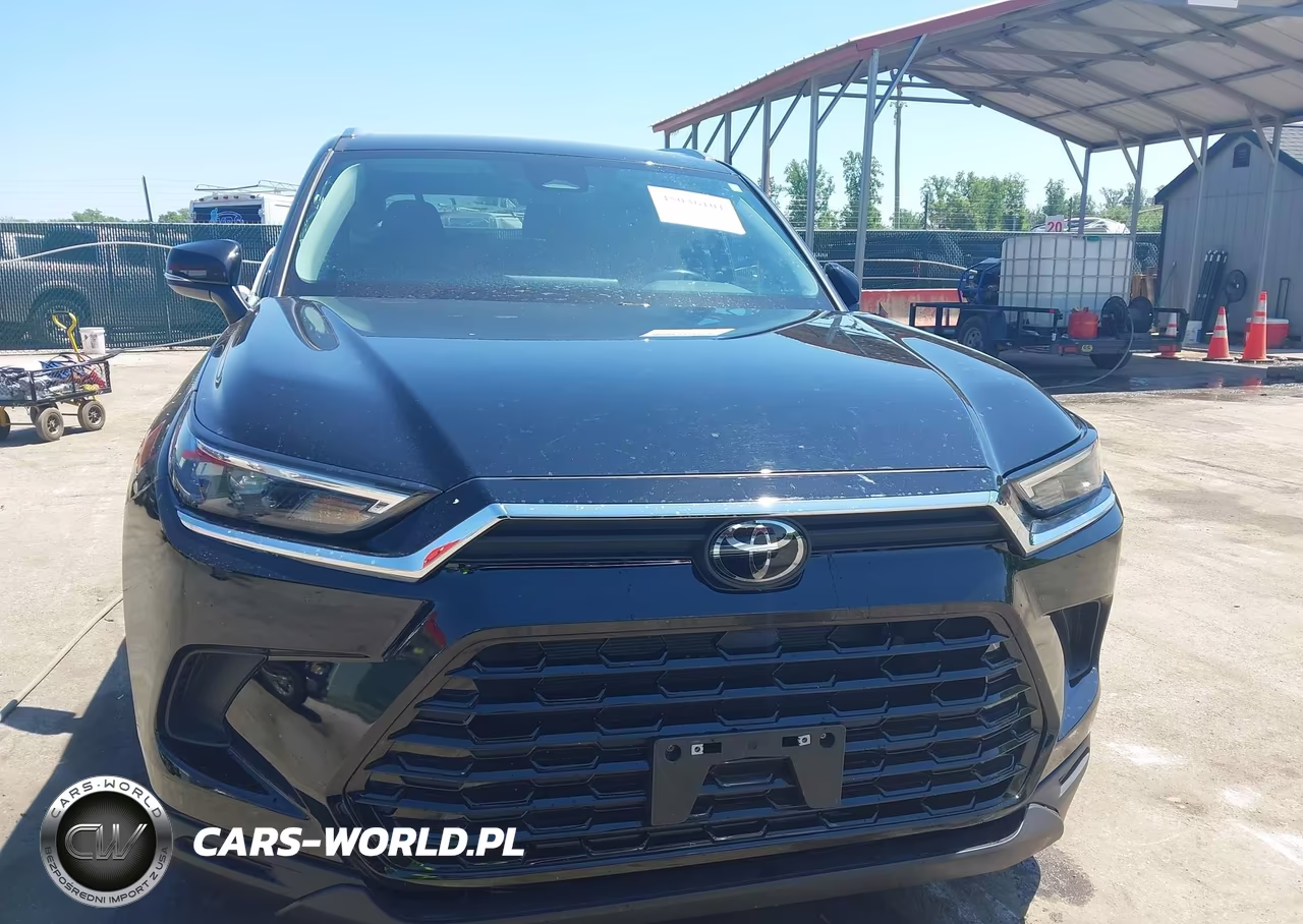 2024 Toyota Grand Highlander Xle VIN:5TDAAAB58RS056794 - 13