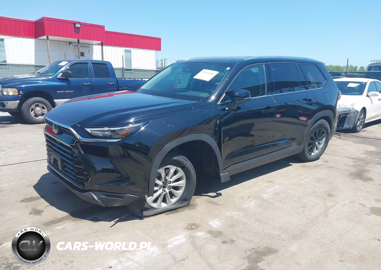 2024 Toyota Grand Highlander Xle VIN:5TDAAAB58RS056794 - 2