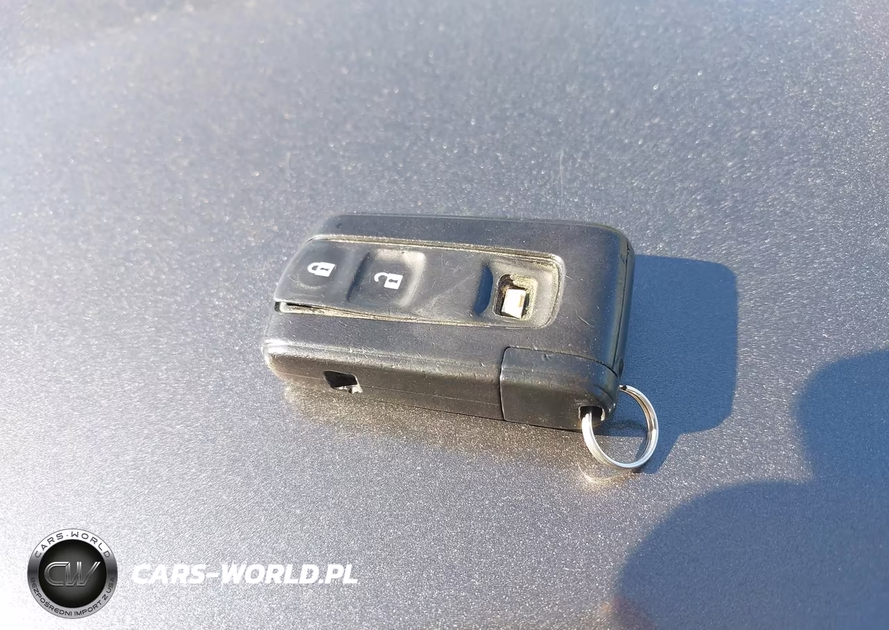 2006 Toyota Prius VIN:JTDKB20U663182683 - 11
