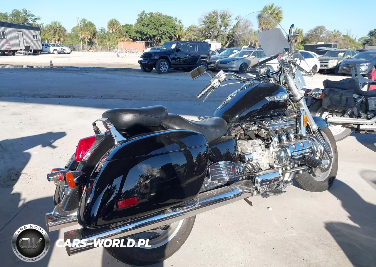 1998 Honda Gl1500 C-2 VIN:1HFSC3405WA102933 - 4