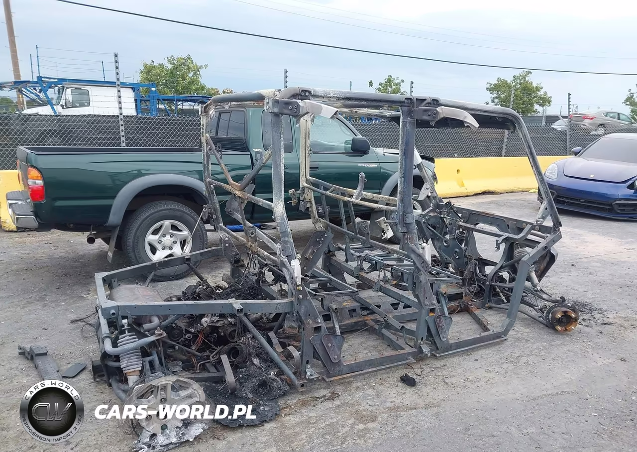 2025 Can-Am Defender Max Limited Cab Hd10-Lone Star Hd10 VIN:3JBUUAX21SK001451 - 4