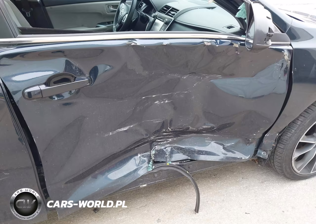 2016 Toyota Camry Xse VIN:4T1BF1FK7GU523116 - 6