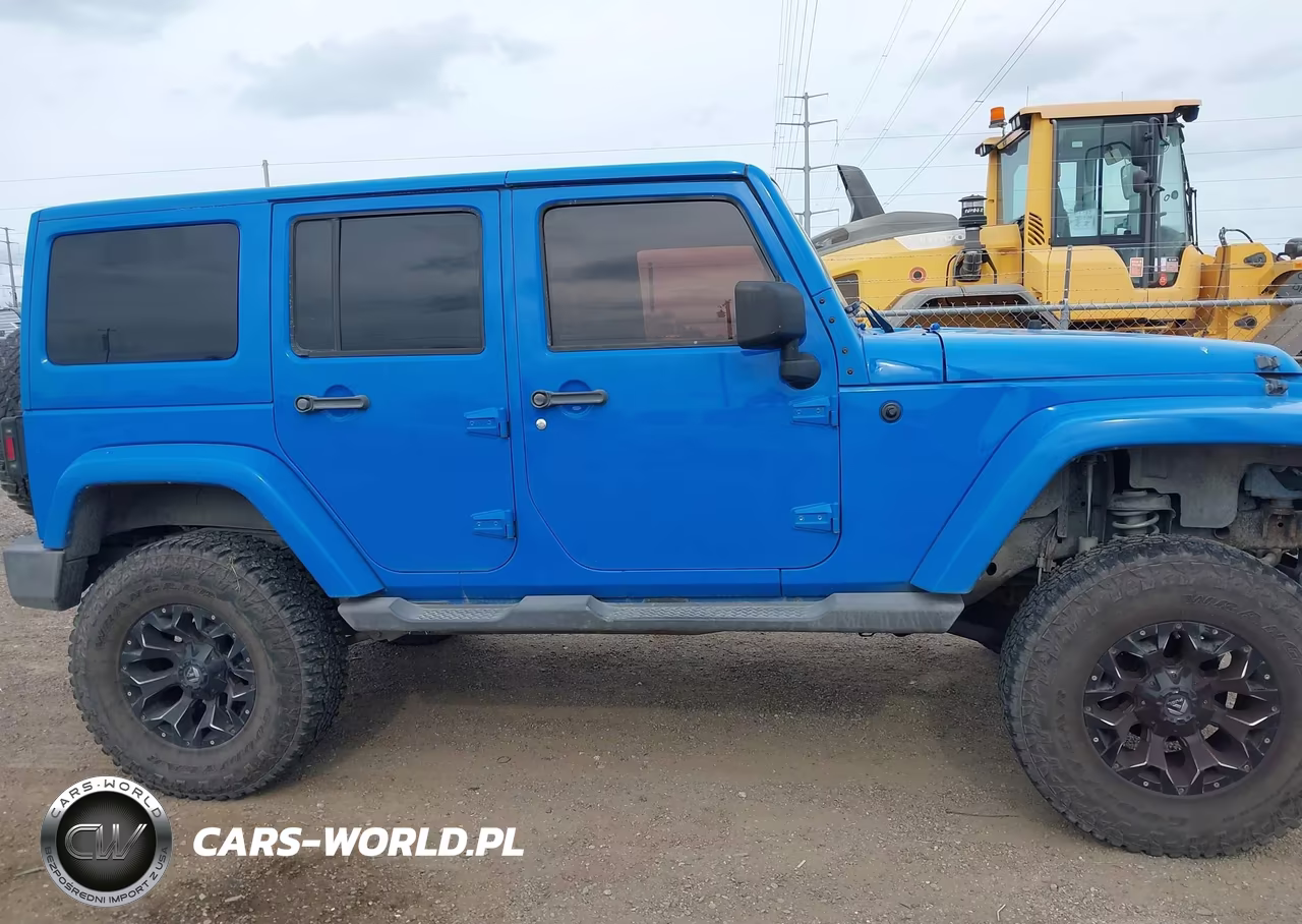 2011 Jeep Wrangler Unlimited Sahara VIN:1J4BA5H15BL559216 - 13