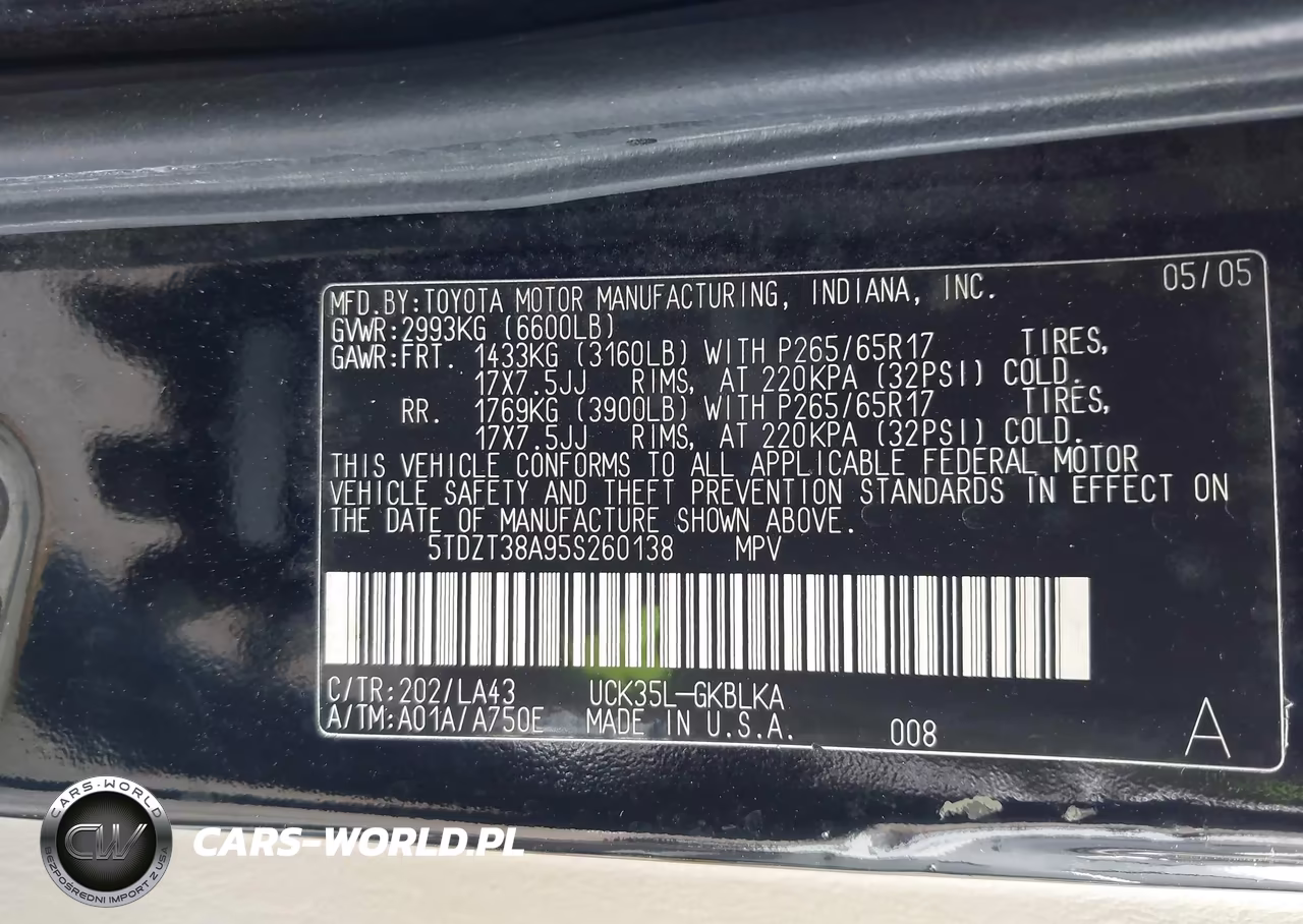 2005 Toyota Sequoia Limited V8 VIN:5TDZT38A95S260138 - 9