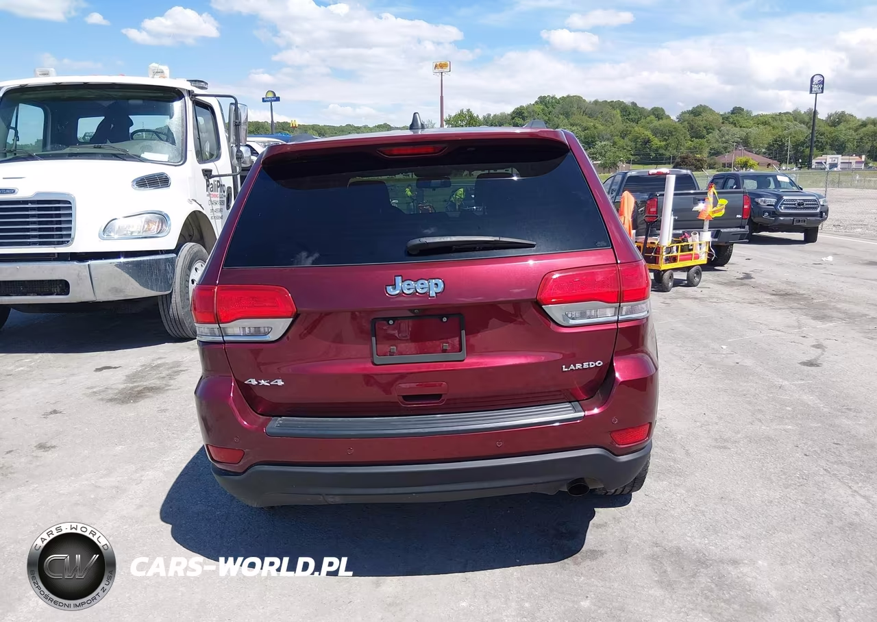2016 Jeep Grand Cherokee Laredo VIN:1C4RJFAG5GC332513 - 16