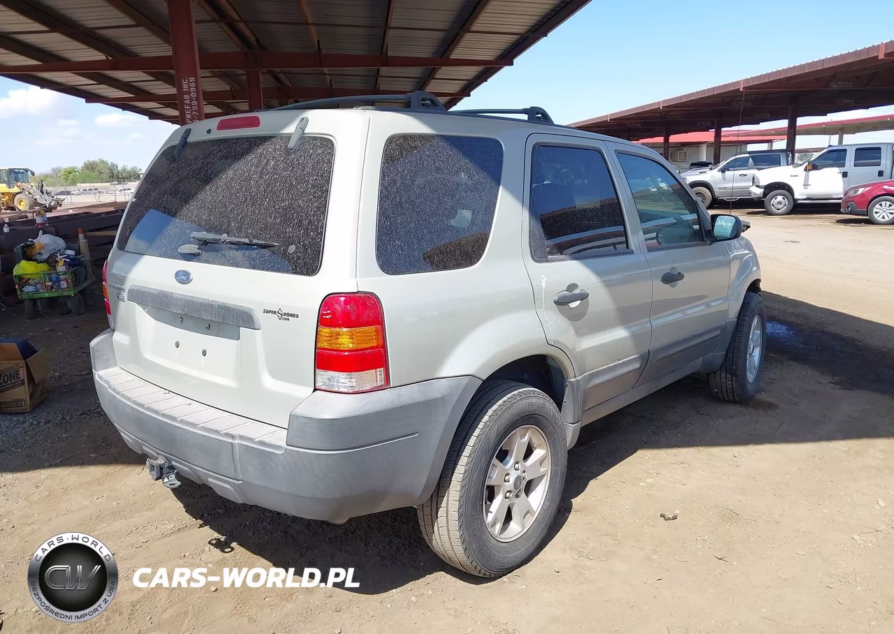 2005 Ford Escape Xlt VIN:1FMYU93195KA77540 - 4