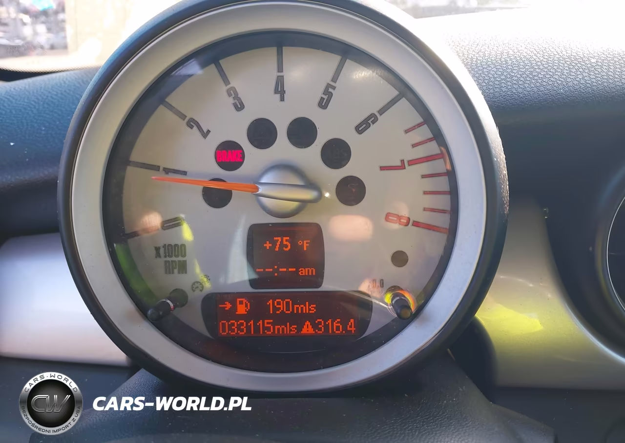 2008 Mini Cooper Clubman VIN:WMWML33518TJ47159 - 7