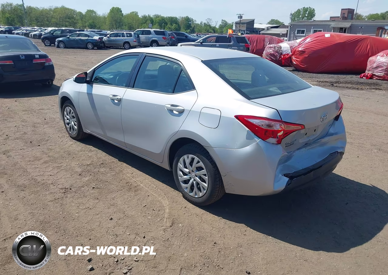 2019 Toyota Corolla Le VIN:2T1BURHEXKC214021 - 3