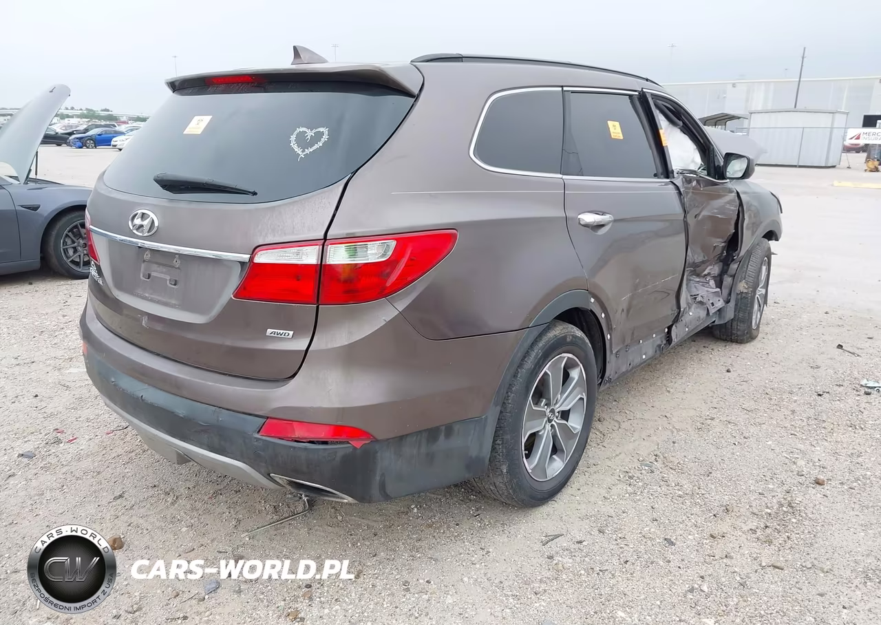 2015 Hyundai Santa Fe Gls VIN:KM8SMDHF1FU093833 - 4