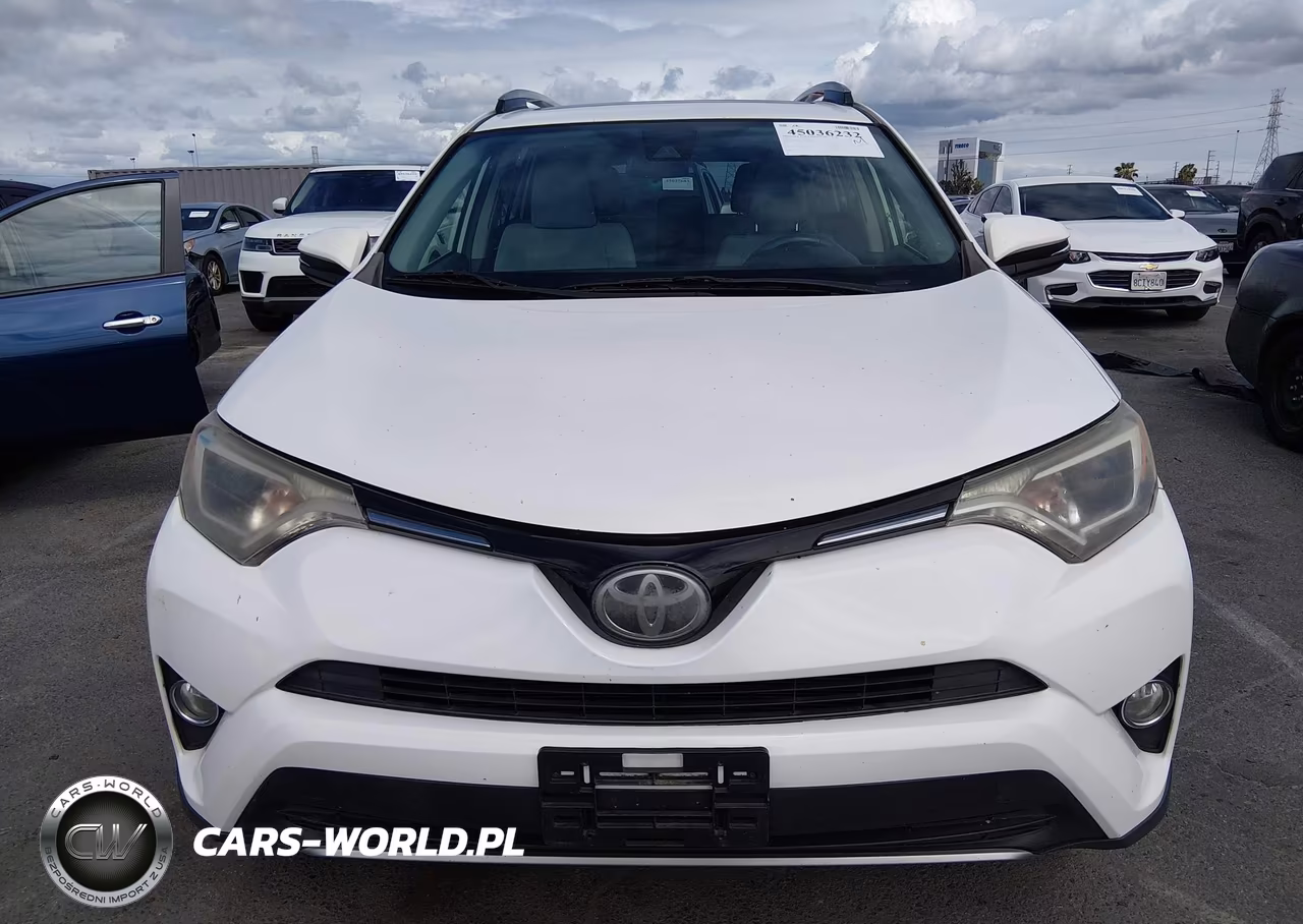 2017 Toyota Rav4 Xle VIN:JTMWFREV4HJ707917 - 12