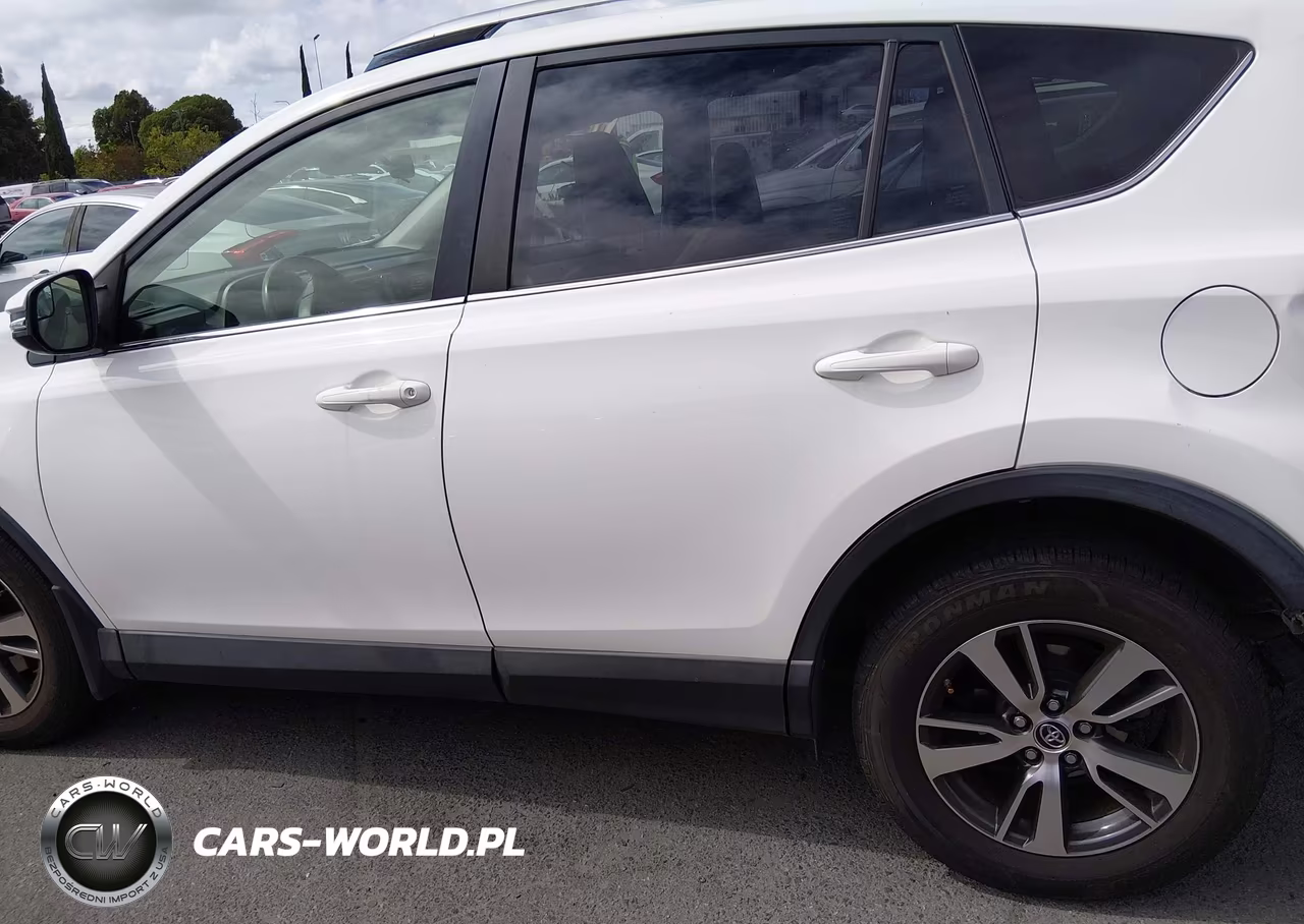 2017 Toyota Rav4 Xle VIN:JTMWFREV4HJ707917 - 14