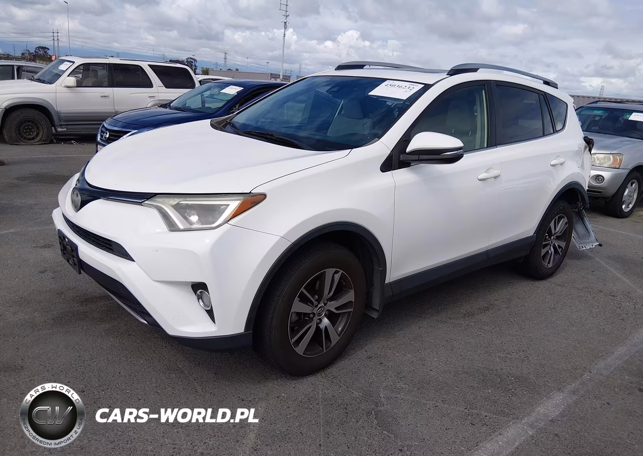 2017 Toyota Rav4 Xle VIN:JTMWFREV4HJ707917 - 2