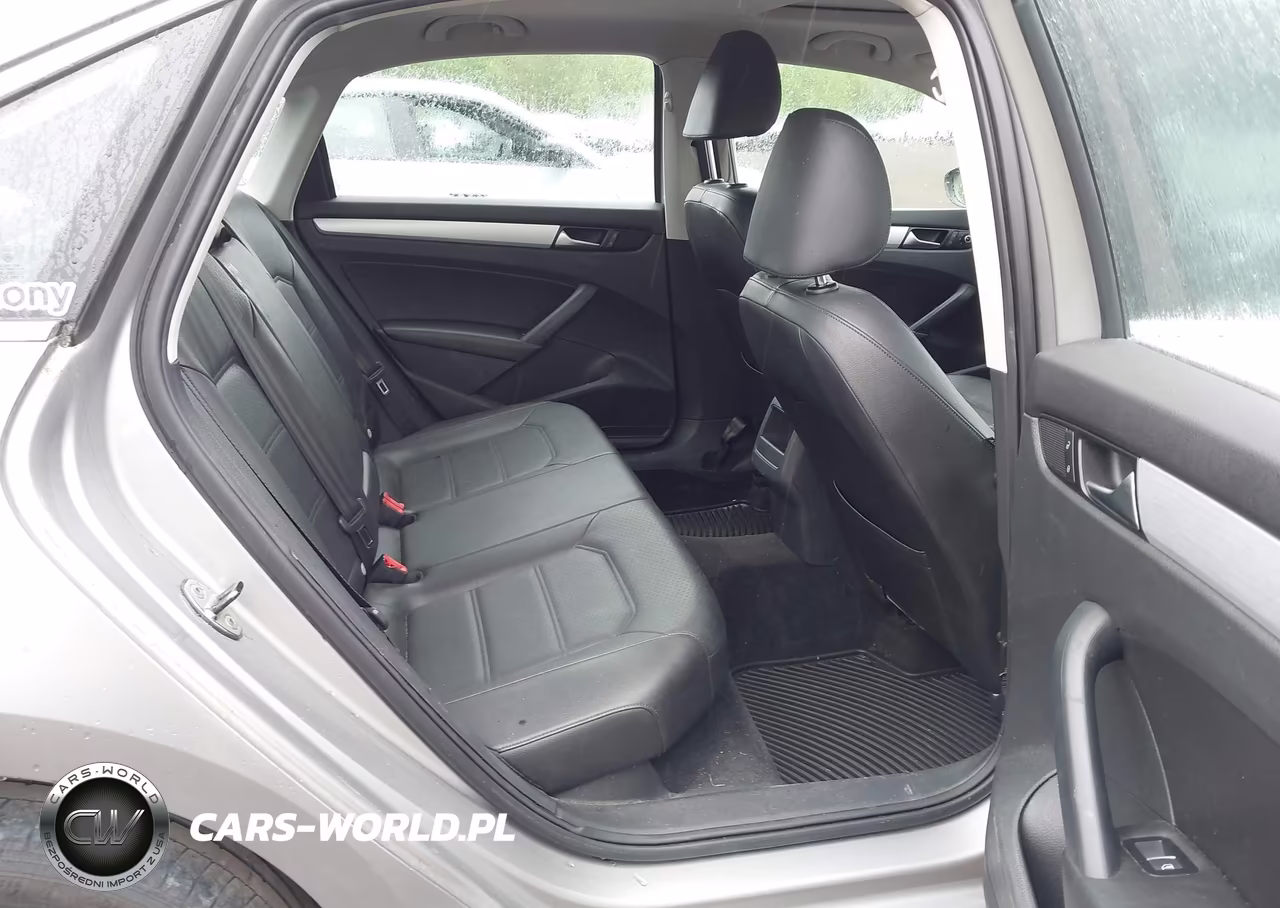 2012 Volkswagen Passat 2.5L Se VIN:1VWBP7A32CC044717 - 8