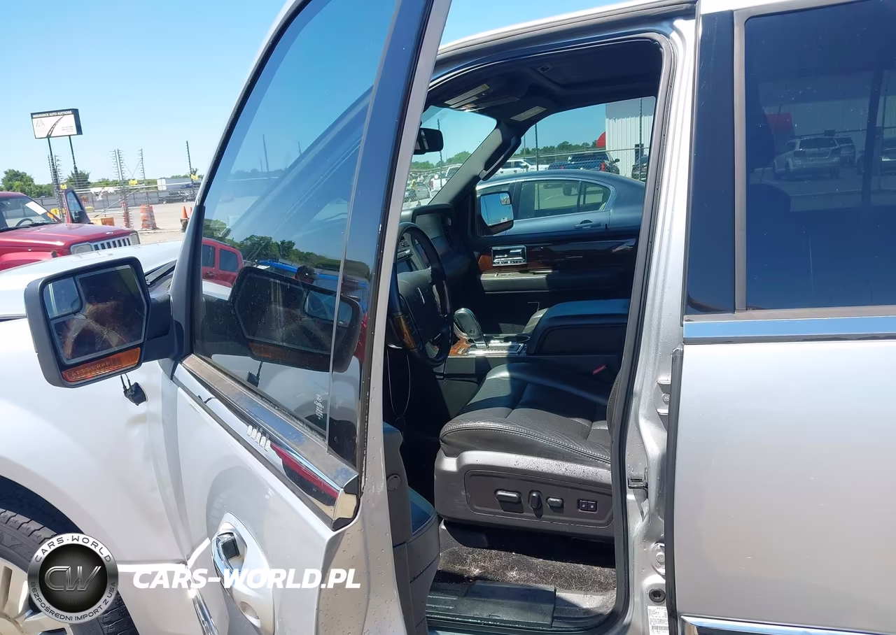 2013 Lincoln Navigator VIN:5LMJJ2J52DEL02186 - 19