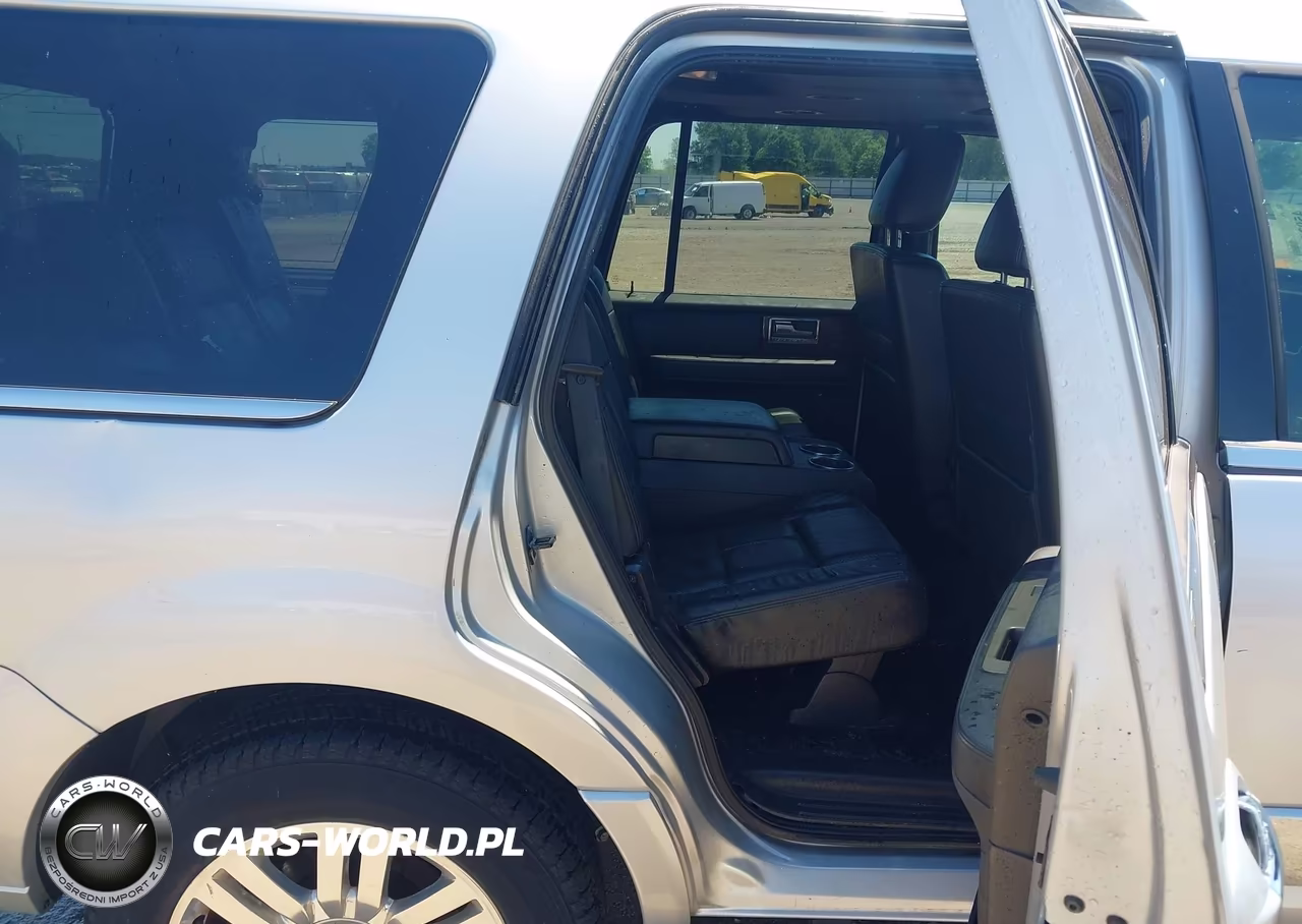 2013 Lincoln Navigator VIN:5LMJJ2J52DEL02186 - 8