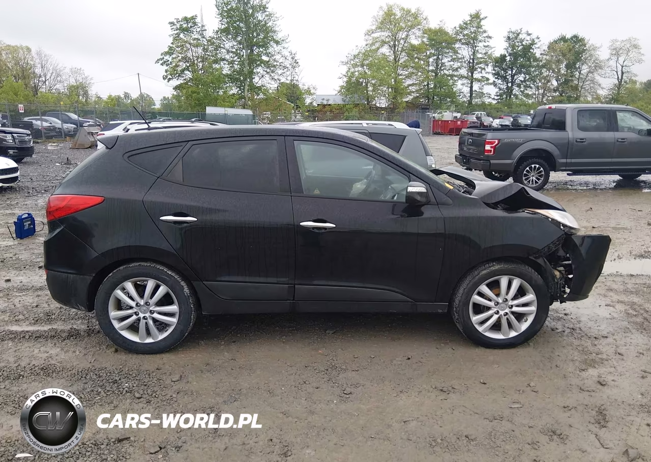 2011 Hyundai Tucson Limited VIN:KM8JU3AC3BU131871 - 13