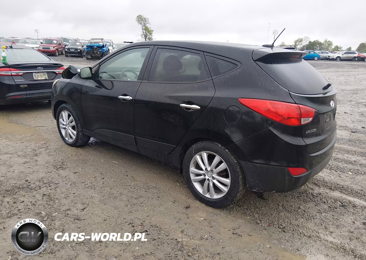 2011 Hyundai Tucson Limited VIN:KM8JU3AC3BU131871 - 3