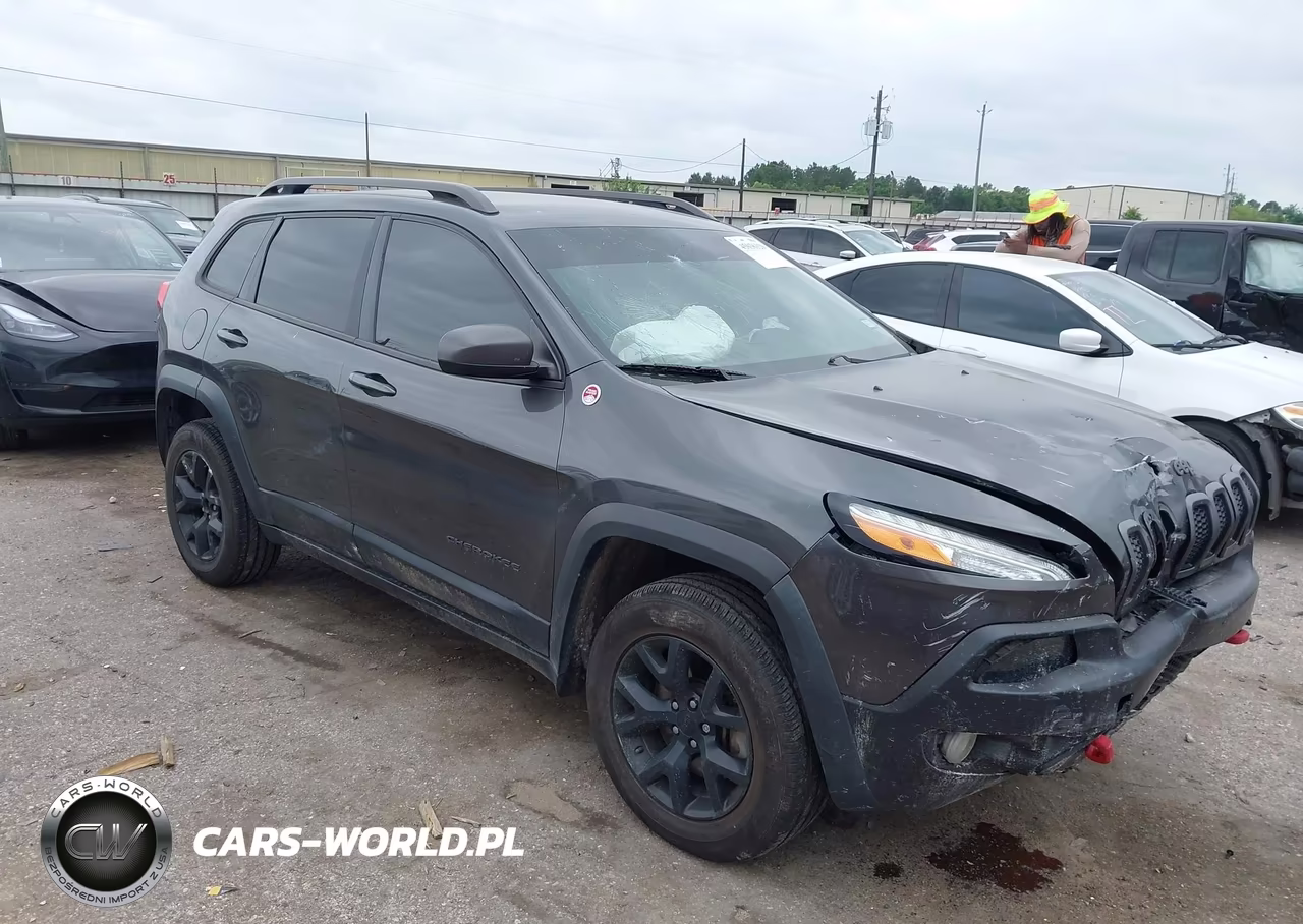 2015 Jeep Cherokee Trailhawk – zdjęcie 1 z 16