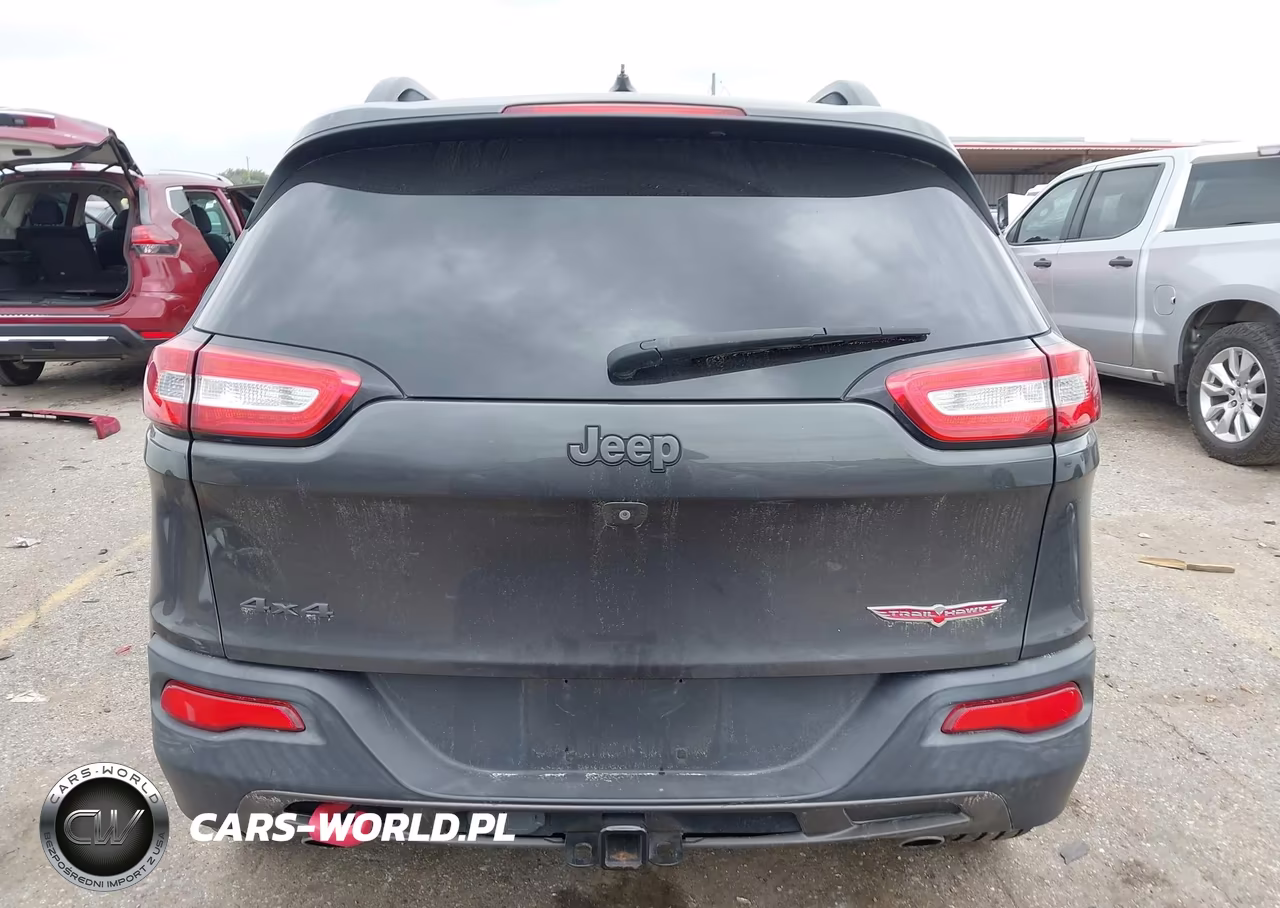 2015 Jeep Cherokee Trailhawk VIN:1C4PJMBS7FW582525 - 16